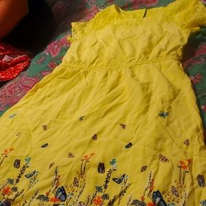 Girls dress